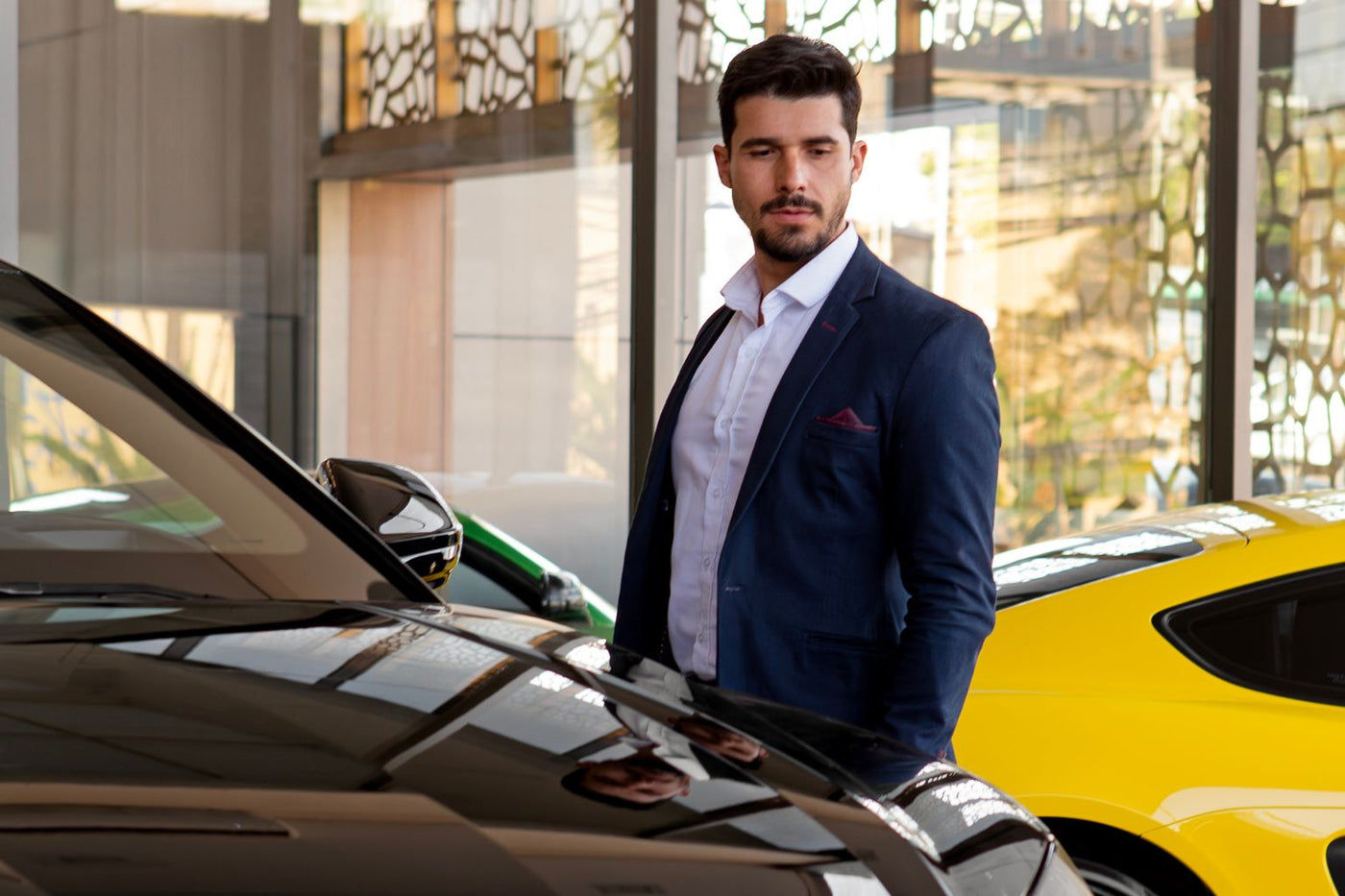 Esportivos que vivem a rotina, como escolher um carro esportivo versátil e ágil para todos os dias